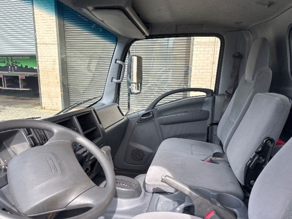 Light Duty Box Truck-Light and Medium Duty Trucks-Isuzu-2020-NPR EFI-Jamaica-NY-67,573\n\t\tmiles-$ 41,000 - Image 19