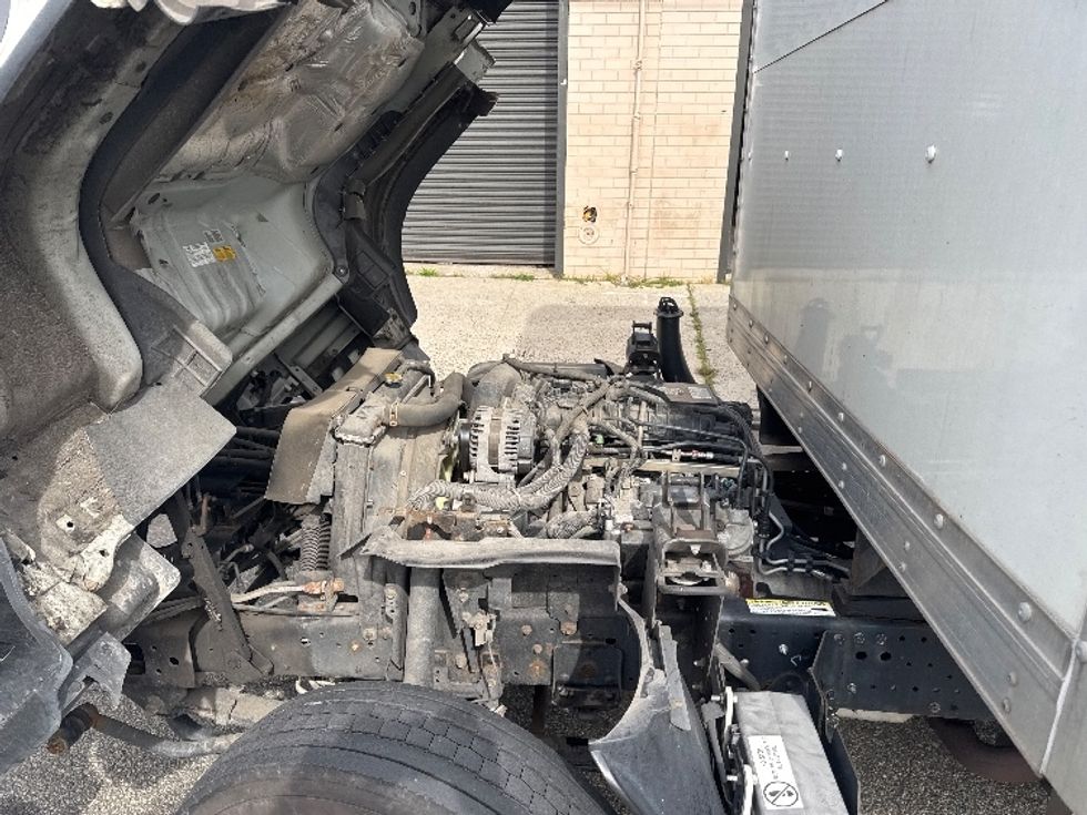 Light Duty Box Truck-Light and Medium Duty Trucks-Isuzu-2020-NPR EFI-Jamaica-NY-67,573\n\t\tmiles-$ 41,000 - Image 24