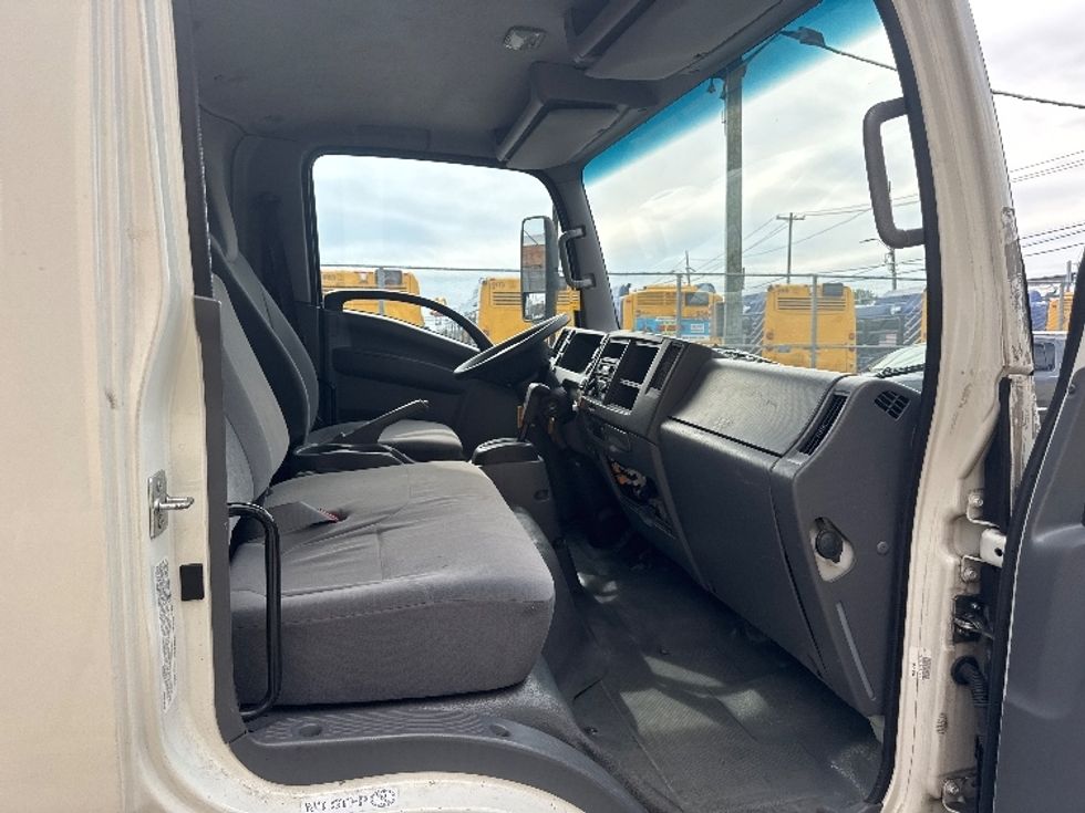 Light Duty Box Truck-Light and Medium Duty Trucks-Isuzu-2020-NPR EFI-Jamaica-NY-71,041\n\t\tmiles-$ 38,250 - Image 20