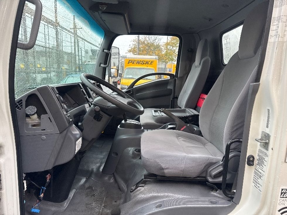 Light Duty Box Truck-Light and Medium Duty Trucks-Isuzu-2020-NPR EFI-Jamaica-NY-82,003\n\t\tmiles-$ 39,500 - Image 17