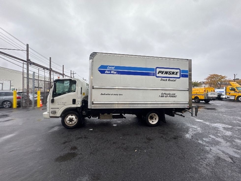 Light Duty Box Truck-Light and Medium Duty Trucks-Isuzu-2020-NPR EFI-Jamaica-NY-82,003\n\t\tmiles-$ 39,500 - Image 4