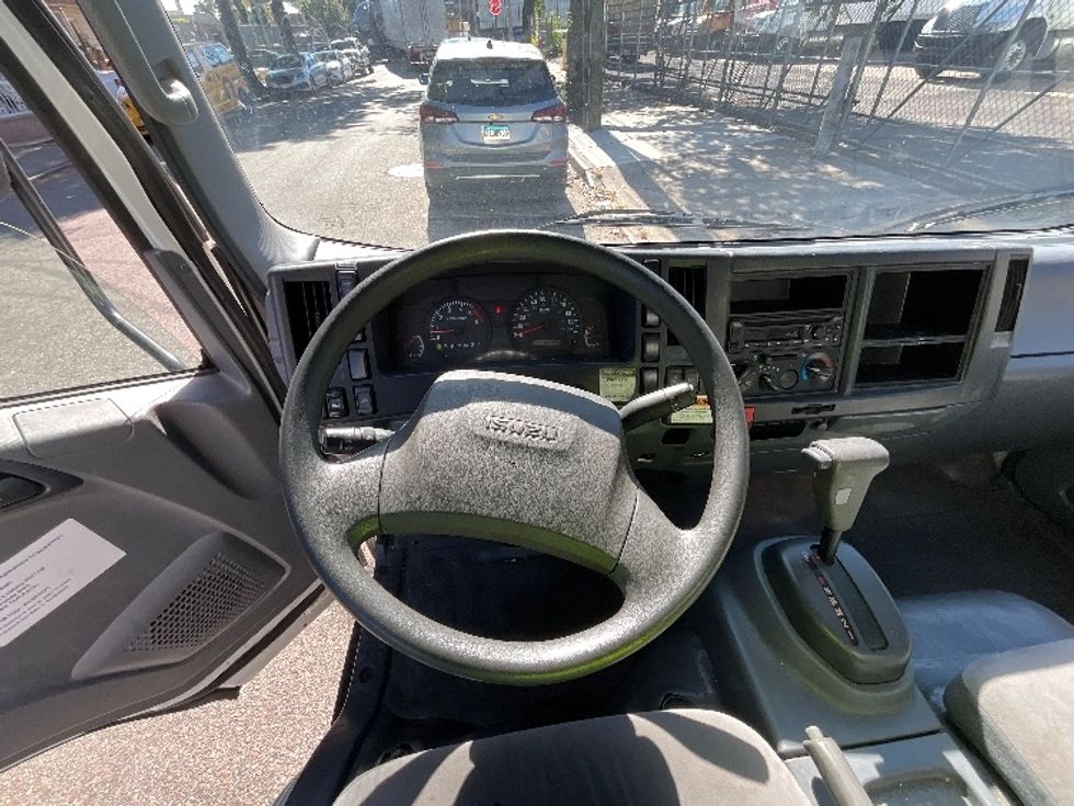 Light Duty Box Truck-Light and Medium Duty Trucks-Isuzu-2020-NPR EFI-Jamaica-NY-98,727\n\t\tmiles-$ 37,750 - Image 18
