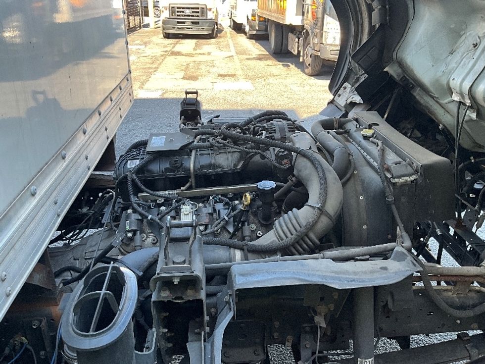 Light Duty Box Truck-Light and Medium Duty Trucks-Isuzu-2020-NPR EFI-Jamaica-NY-98,727\n\t\tmiles-$ 37,750 - Image 23