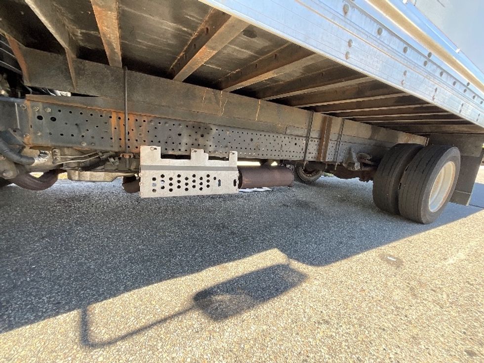 Light Duty Box Truck-Light and Medium Duty Trucks-Isuzu-2020-NPR EFI-Jamaica-NY-98,727\n\t\tmiles-$ 37,750 - Image 5