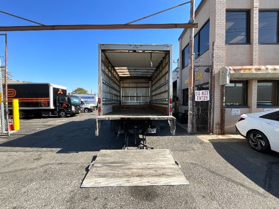 Light Duty Box Truck-Light and Medium Duty Trucks-Isuzu-2020-NPR EFI-Jamaica-NY-98,727\n\t\tmiles-$ 37,750 - Image 9