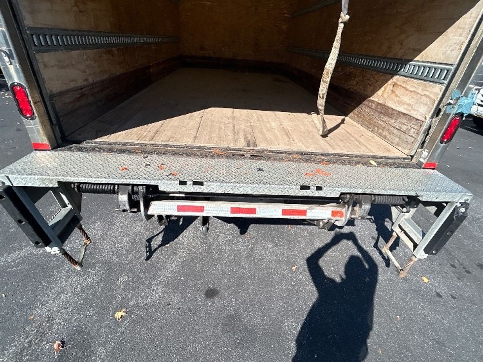 Light Duty Box Truck-Light and Medium Duty Trucks-Isuzu-2020-NPR EFI-Jessup-MD-69,860\n\t\tmiles-$ 41,250 - Image 10