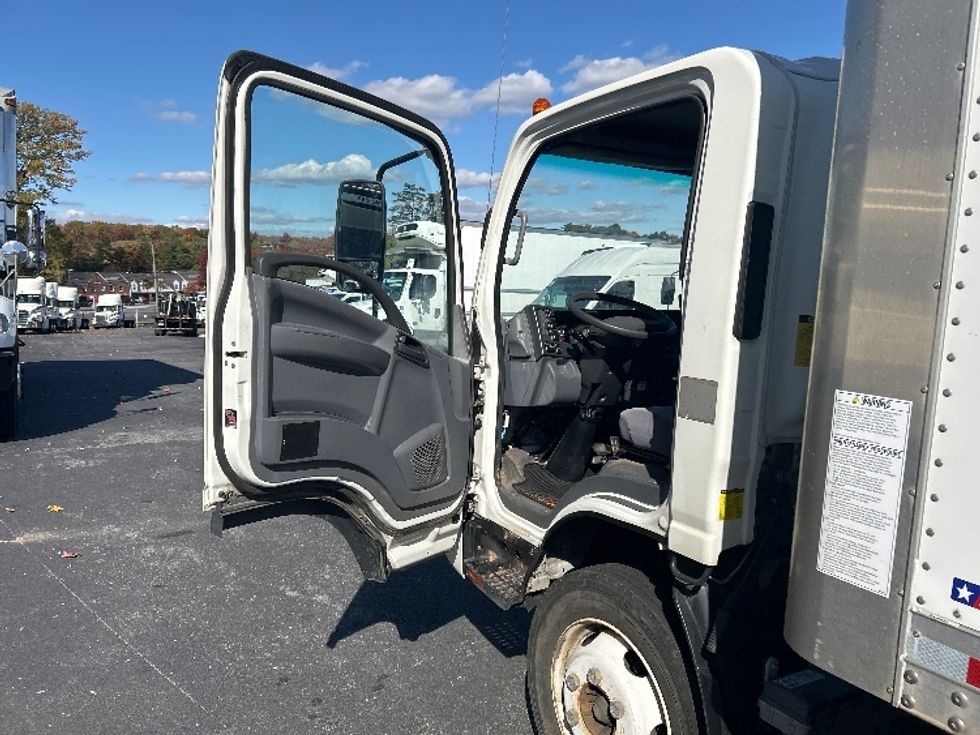 Light Duty Box Truck-Light and Medium Duty Trucks-Isuzu-2020-NPR EFI-Jessup-MD-69,860\n\t\tmiles-$ 41,250 - Image 16