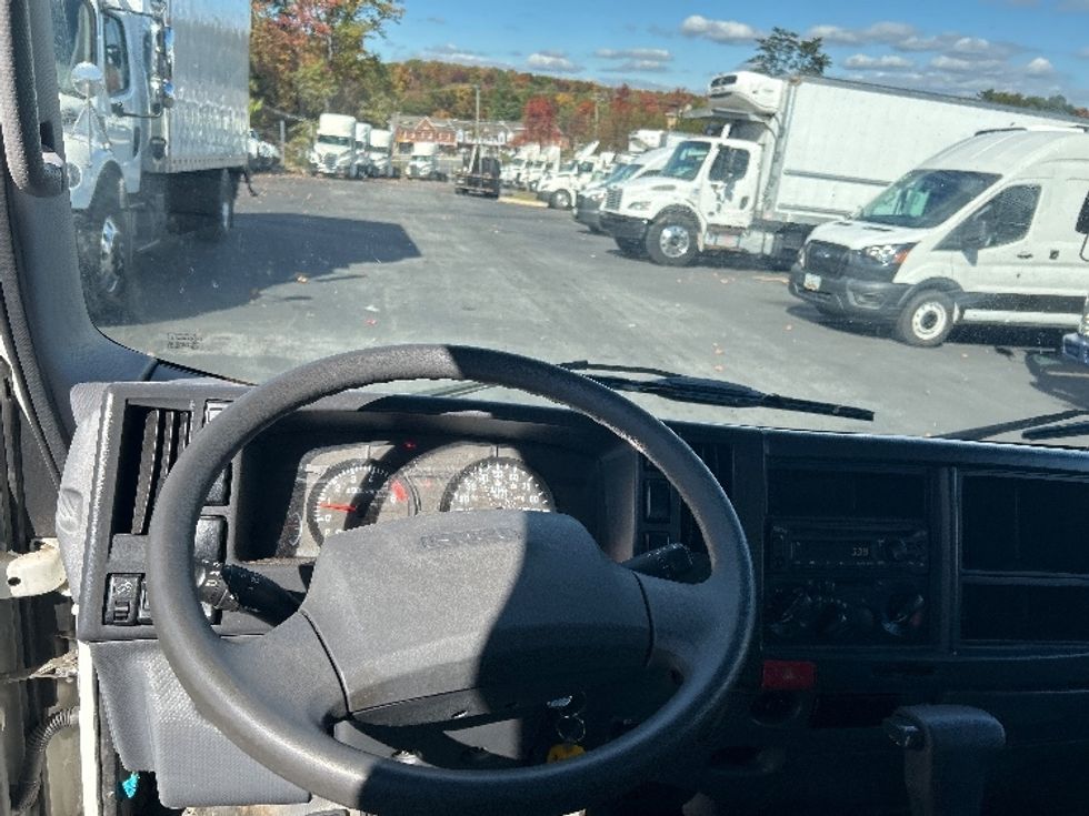 Light Duty Box Truck-Light and Medium Duty Trucks-Isuzu-2020-NPR EFI-Jessup-MD-69,860\n\t\tmiles-$ 41,250 - Image 18