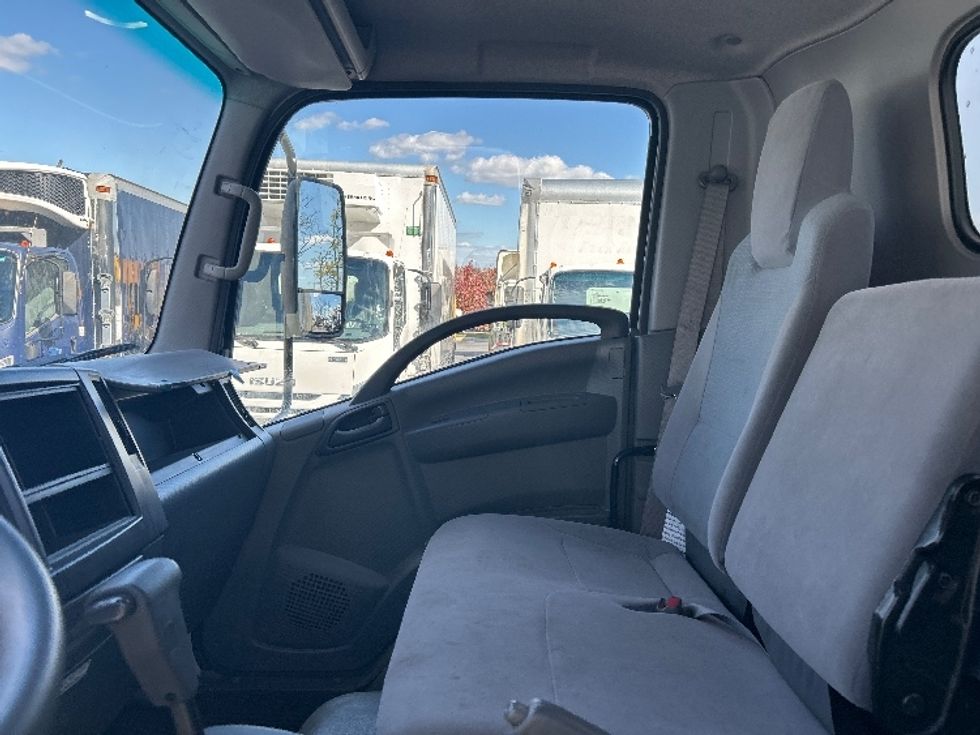 Light Duty Box Truck-Light and Medium Duty Trucks-Isuzu-2020-NPR EFI-Jessup-MD-69,860\n\t\tmiles-$ 41,250 - Image 19