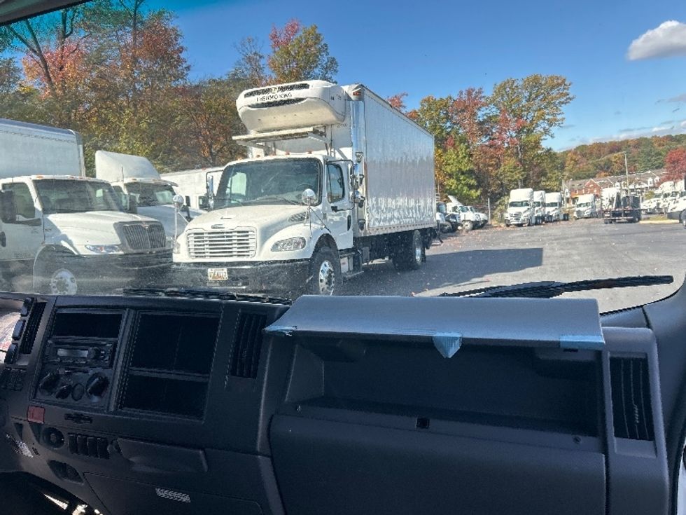 Light Duty Box Truck-Light and Medium Duty Trucks-Isuzu-2020-NPR EFI-Jessup-MD-69,860\n\t\tmiles-$ 41,250 - Image 21