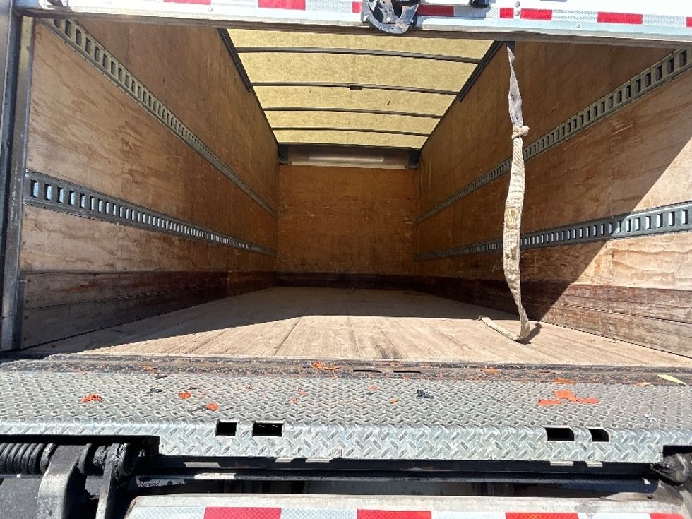 Light Duty Box Truck-Light and Medium Duty Trucks-Isuzu-2020-NPR EFI-Jessup-MD-69,860\n\t\tmiles-$ 41,250 - Image 8