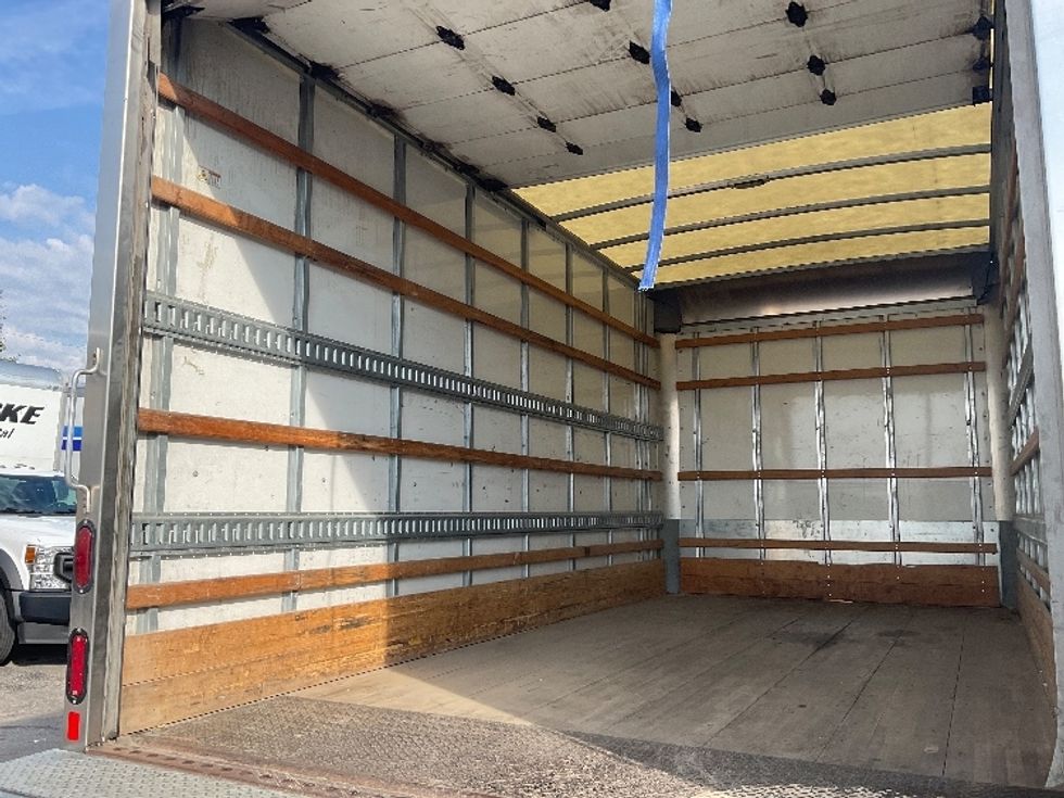 Light Duty Box Truck-Light and Medium Duty Trucks-Isuzu-2020-NPR EFI-Kansas City-MO-98,055\n\t\tmiles-$ 39,000 - Image 10