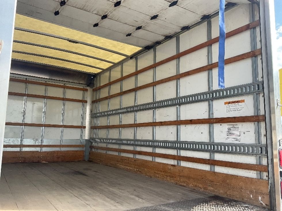 Light Duty Box Truck-Light and Medium Duty Trucks-Isuzu-2020-NPR EFI-Kansas City-MO-98,055\n\t\tmiles-$ 39,000 - Image 11