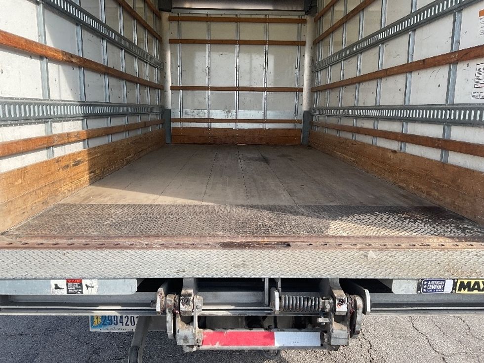 Light Duty Box Truck-Light and Medium Duty Trucks-Isuzu-2020-NPR EFI-Kansas City-MO-98,055\n\t\tmiles-$ 39,000 - Image 9