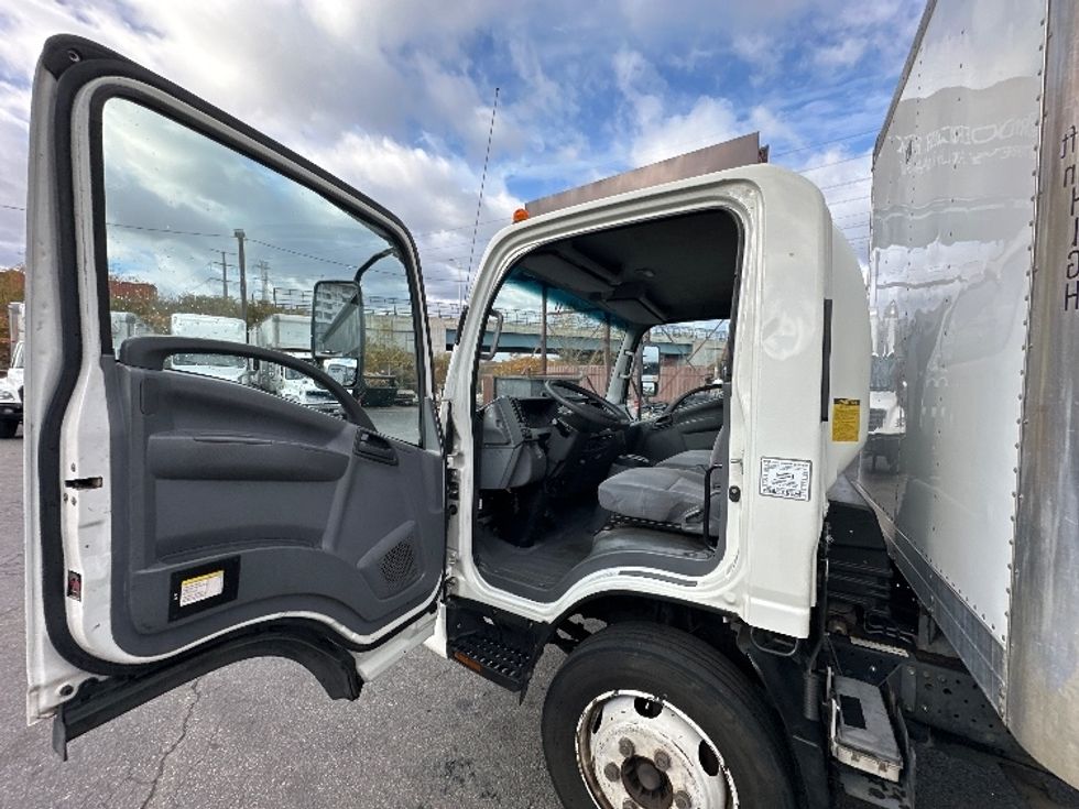 Light Duty Box Truck-Light and Medium Duty Trucks-Isuzu-2020-NPR EFI-Kearny-NJ-144,331\n\t\tmiles-$ 31,000 - Image 16