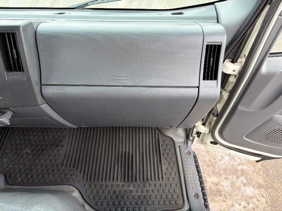 Light Duty Box Truck-Light and Medium Duty Trucks-Isuzu-2020-NPR EFI-Lansing-MI-50,069\n\t\tmiles-$ 38,500 - Image 20