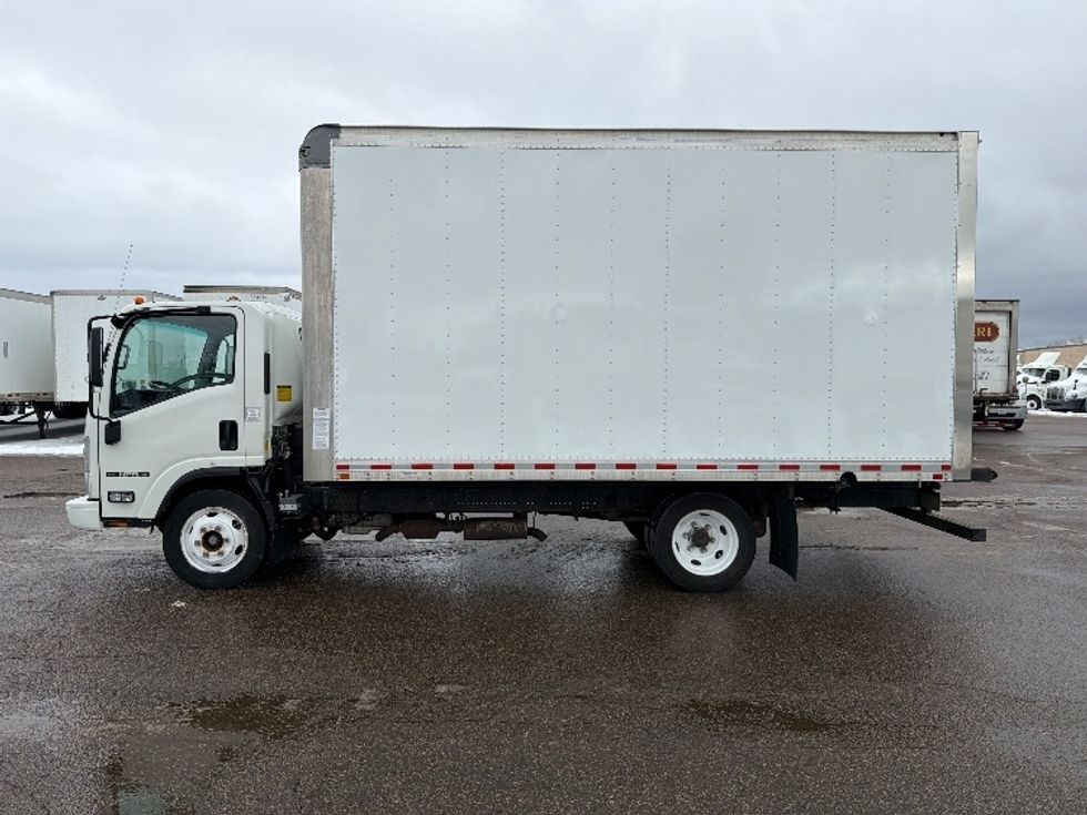 Light Duty Box Truck-Light and Medium Duty Trucks-Isuzu-2020-NPR EFI-Lansing-MI-50,069\n\t\tmiles-$ 38,500 - Image 4