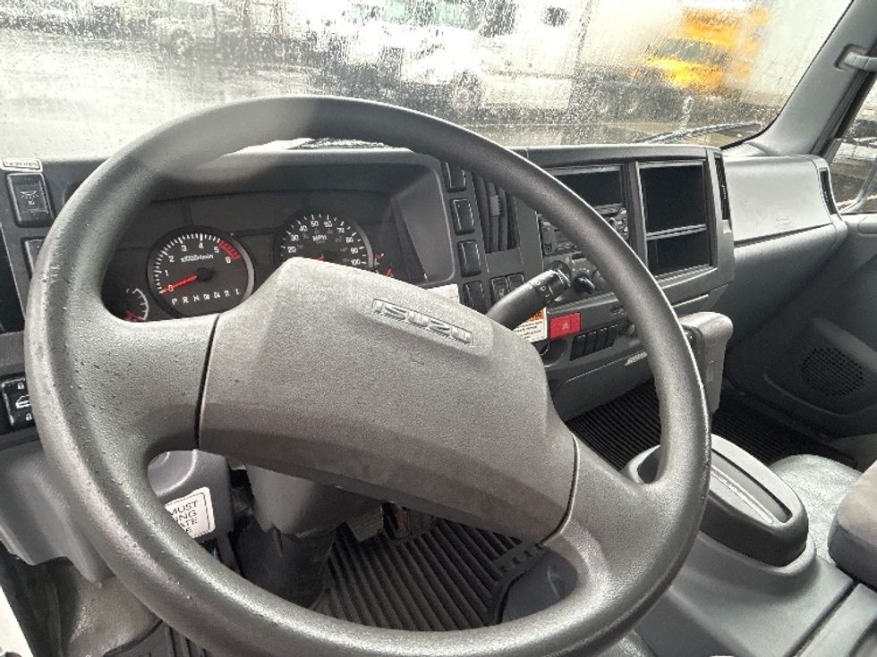 Light Duty Box Truck-Light and Medium Duty Trucks-Isuzu-2020-NPR EFI-Linden-NJ-100,269\n\t\tmiles-$ 37,750 - Image 17