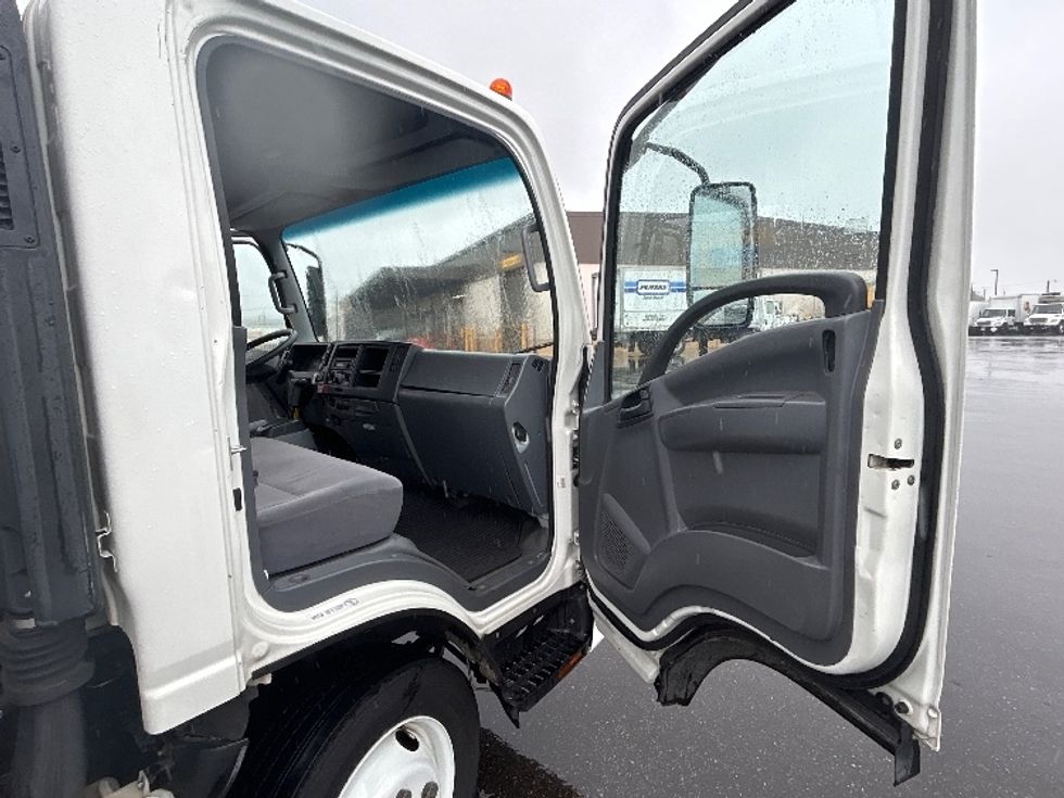 Light Duty Box Truck-Light and Medium Duty Trucks-Isuzu-2020-NPR EFI-Linden-NJ-100,269\n\t\tmiles-$ 37,750 - Image 20