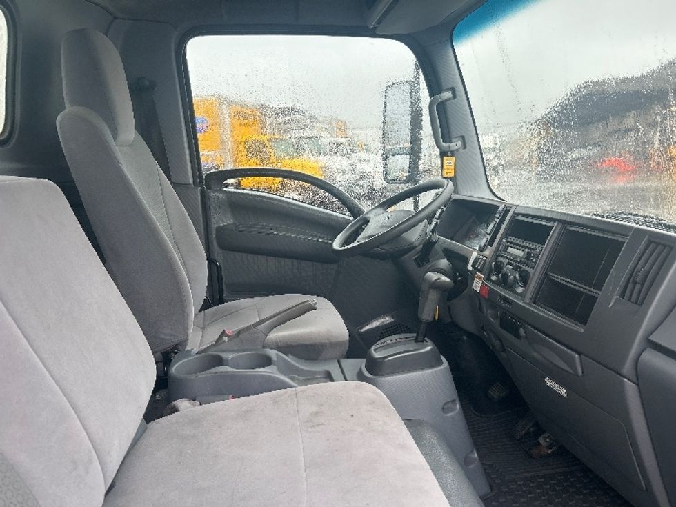 Light Duty Box Truck-Light and Medium Duty Trucks-Isuzu-2020-NPR EFI-Linden-NJ-100,269\n\t\tmiles-$ 37,750 - Image 22