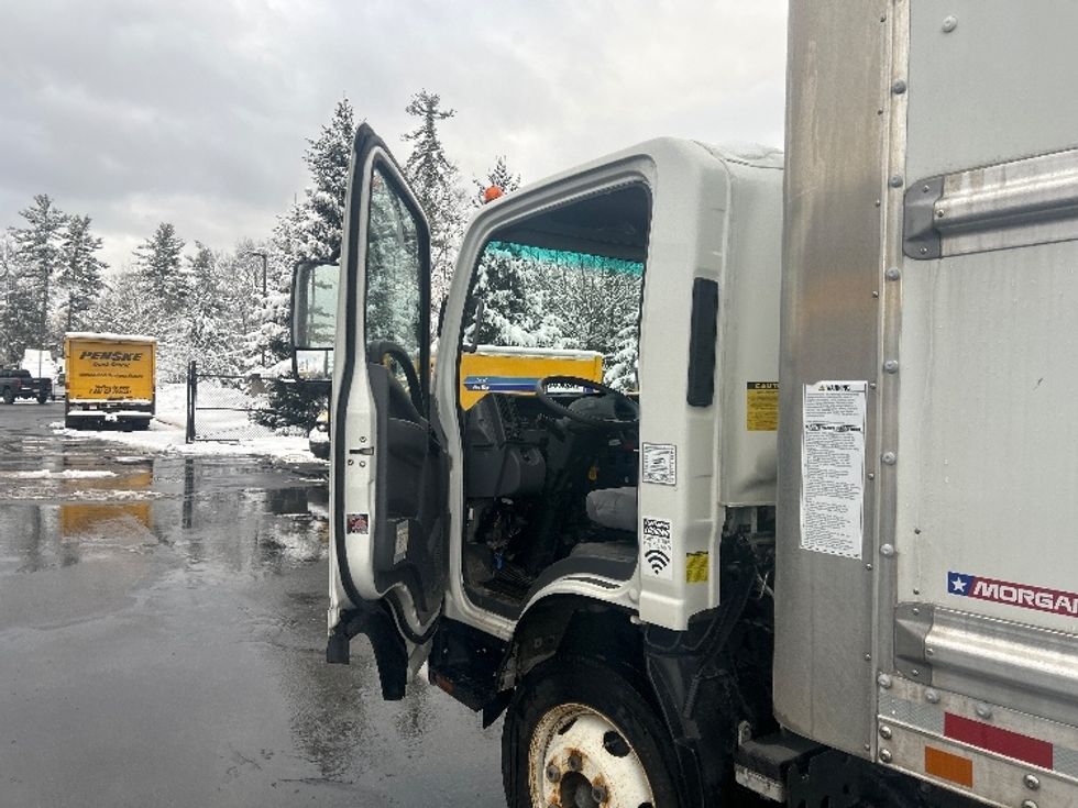 Light Duty Box Truck-Light and Medium Duty Trucks-Isuzu-2020-NPR EFI-Londonderry-NH-48,066\n\t\tmiles-$ 40,250 - Image 16