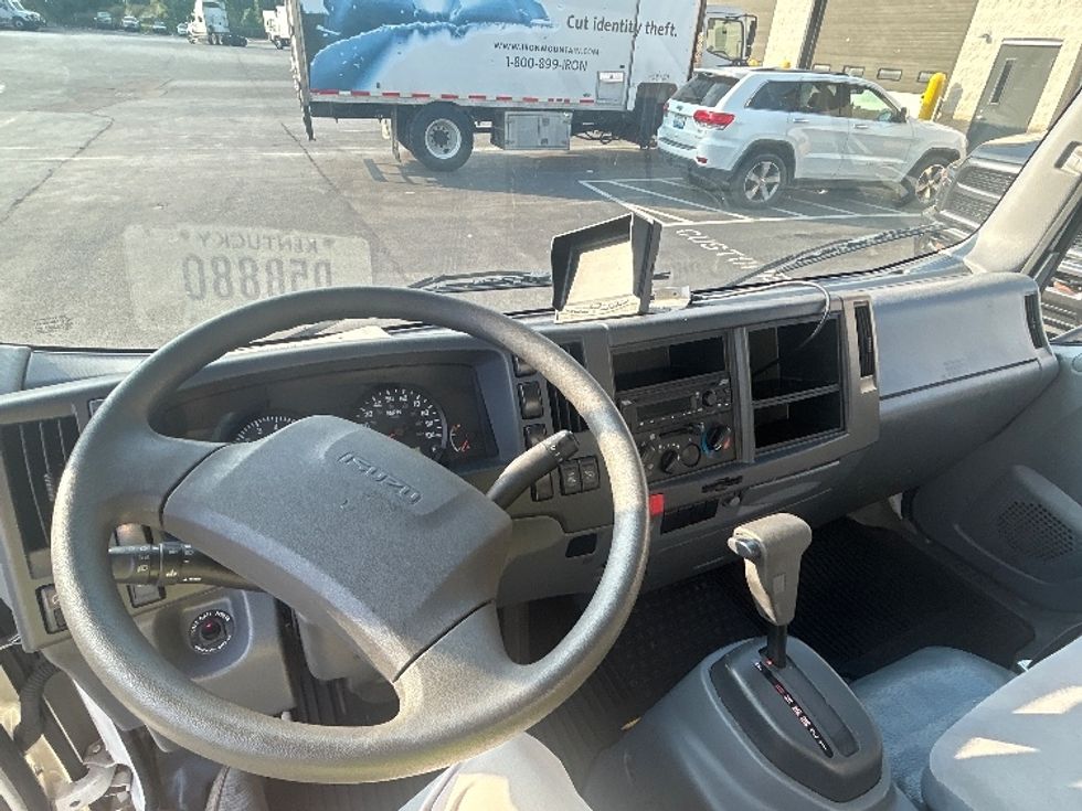 Light Duty Box Truck-Light and Medium Duty Trucks-Isuzu-2020-NPR EFI-Louisville-KY-39,658\n\t\tmiles-$ 44,750 - Image 17