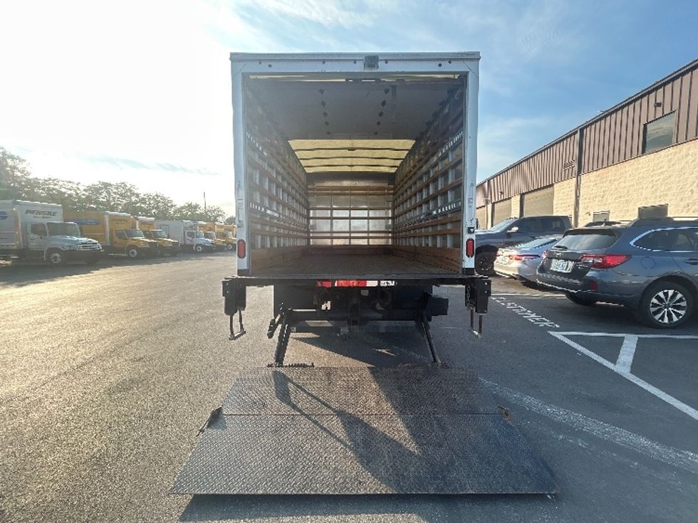 Light Duty Box Truck-Light and Medium Duty Trucks-Isuzu-2020-NPR EFI-Louisville-KY-39,658\n\t\tmiles-$ 44,750 - Image 9