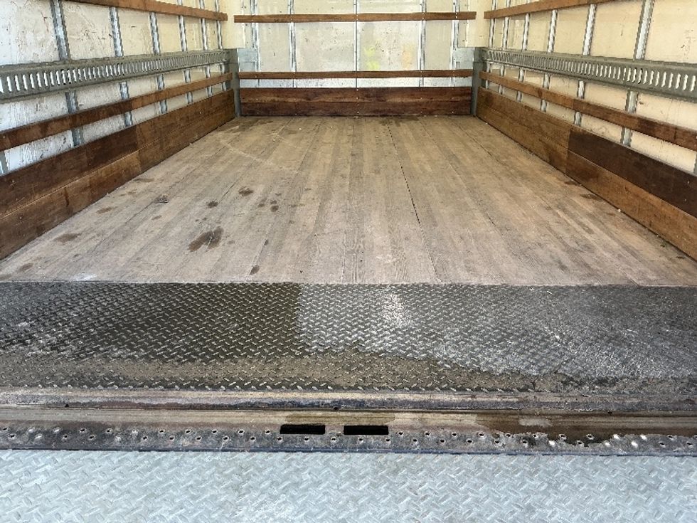 Light Duty Box Truck-Light and Medium Duty Trucks-Isuzu-2020-NPR EFI-Mebane-NC-103,696\n\t\tmiles-$ 38,250 - Image 10