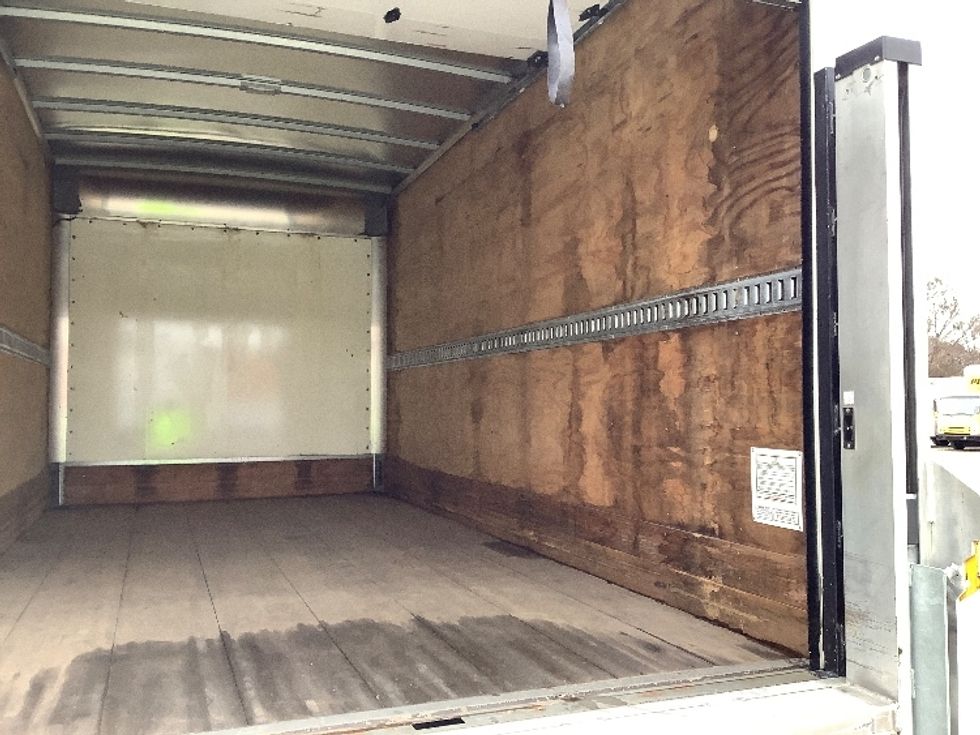 Light Duty Box Truck-Light and Medium Duty Trucks-Isuzu-2020-NPR EFI-Mebane-NC-80,316\n\t\tmiles-$ 41,000 - Image 12