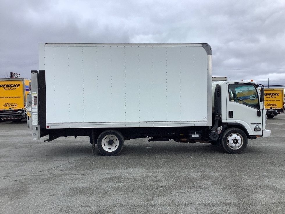 Light Duty Box Truck-Light and Medium Duty Trucks-Isuzu-2020-NPR EFI-Mebane-NC-80,316\n\t\tmiles-$ 41,000 - Image 15