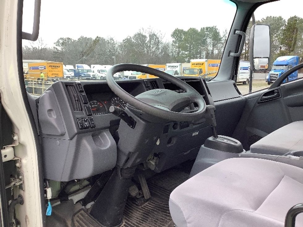 Light Duty Box Truck-Light and Medium Duty Trucks-Isuzu-2020-NPR EFI-Mebane-NC-80,316\n\t\tmiles-$ 41,000 - Image 17