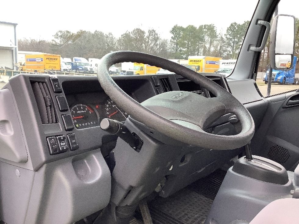 Light Duty Box Truck-Light and Medium Duty Trucks-Isuzu-2020-NPR EFI-Mebane-NC-80,316\n\t\tmiles-$ 41,000 - Image 18