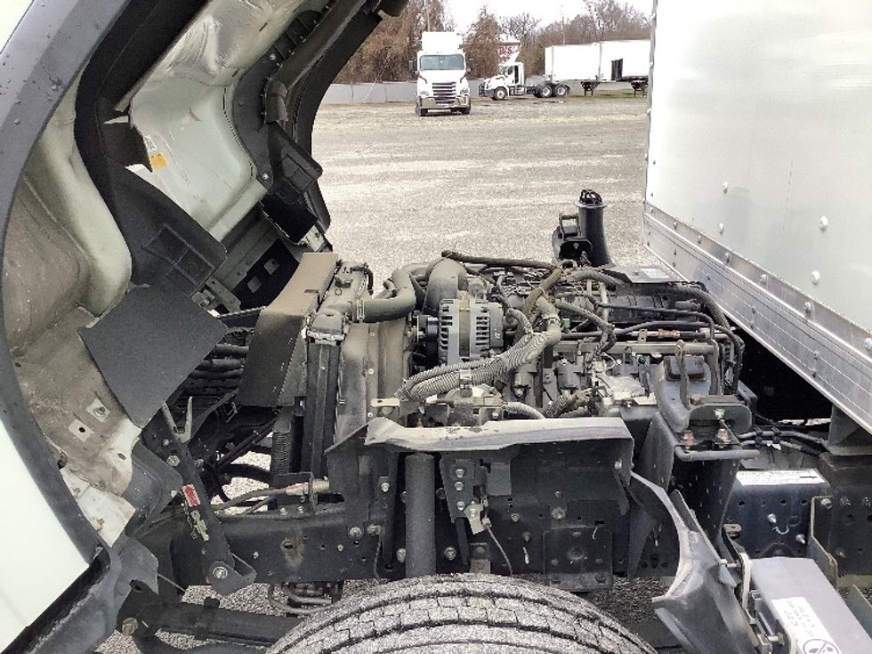 Light Duty Box Truck-Light and Medium Duty Trucks-Isuzu-2020-NPR EFI-Mebane-NC-80,316\n\t\tmiles-$ 41,000 - Image 24