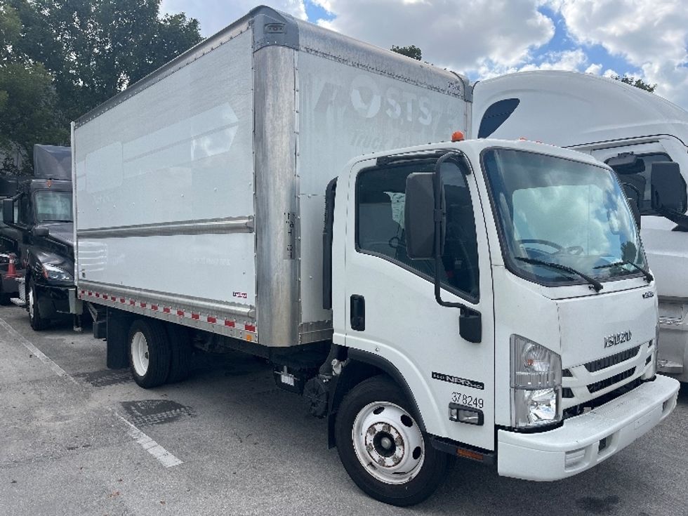 Light Duty Box Truck-Light and Medium Duty Trucks-Isuzu-2020-NPR EFI-Medley-FL-103,364\n\t\tmiles-$ 37,500 - Image 1
