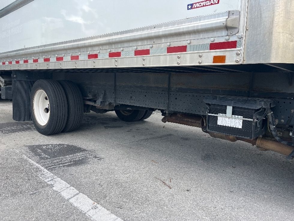 Light Duty Box Truck-Light and Medium Duty Trucks-Isuzu-2020-NPR EFI-Medley-FL-103,364\n\t\tmiles-$ 37,500 - Image 11