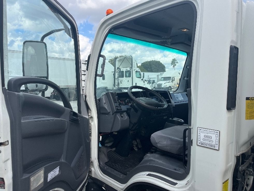 Light Duty Box Truck-Light and Medium Duty Trucks-Isuzu-2020-NPR EFI-Medley-FL-103,364\n\t\tmiles-$ 37,500 - Image 13