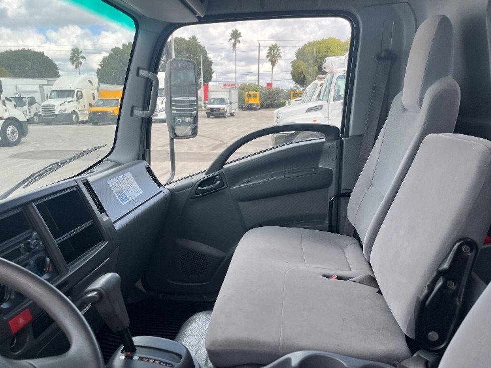 Light Duty Box Truck-Light and Medium Duty Trucks-Isuzu-2020-NPR EFI-Medley-FL-103,364\n\t\tmiles-$ 37,500 - Image 16