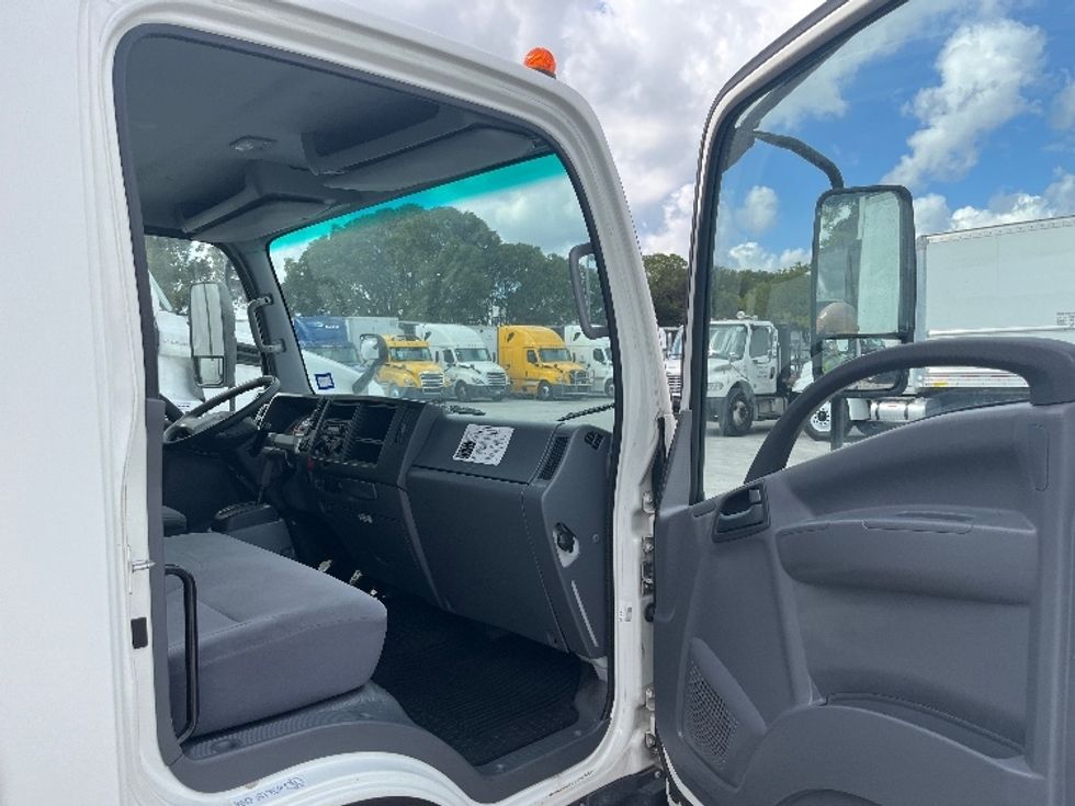 Light Duty Box Truck-Light and Medium Duty Trucks-Isuzu-2020-NPR EFI-Medley-FL-103,364\n\t\tmiles-$ 37,500 - Image 17