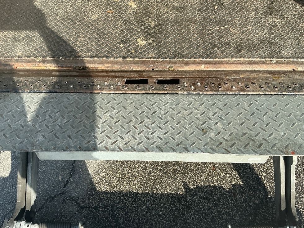 Light Duty Box Truck-Light and Medium Duty Trucks-Isuzu-2020-NPR EFI-Miami-FL-100,492\n\t\tmiles-$ 39,500 - Image 10