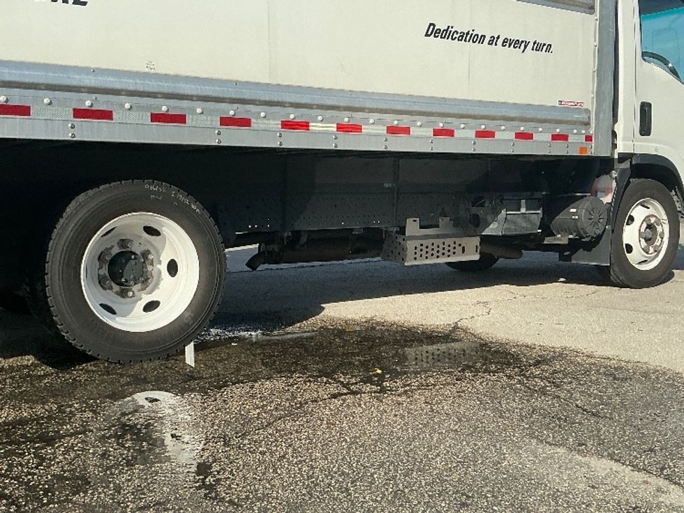 Light Duty Box Truck-Light and Medium Duty Trucks-Isuzu-2020-NPR EFI-Miami-FL-100,492\n\t\tmiles-$ 39,500 - Image 14