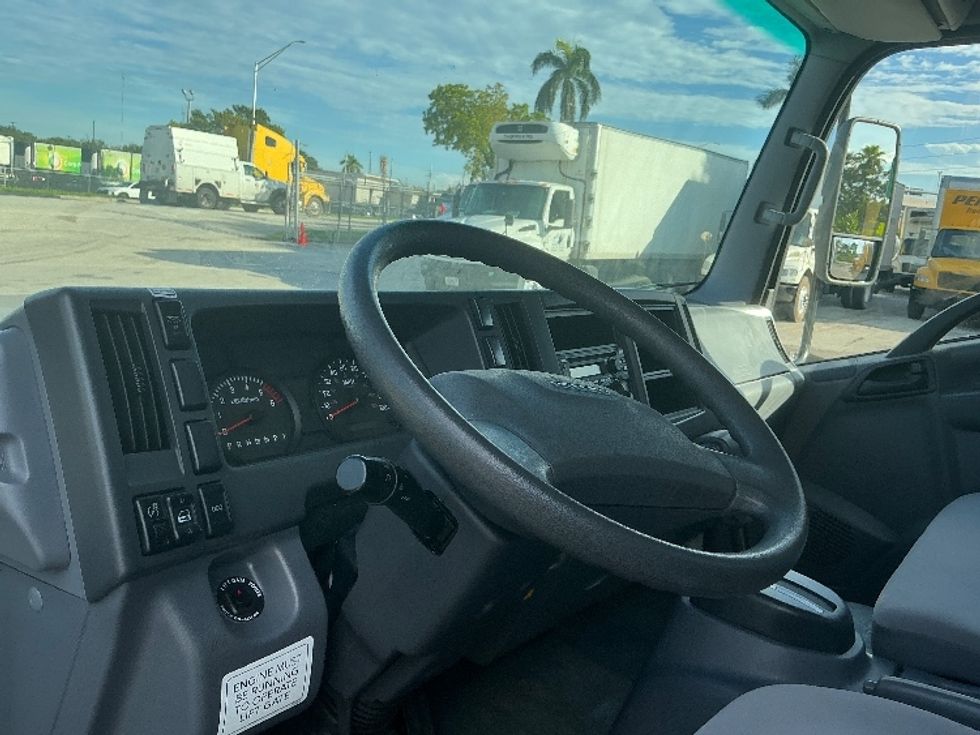 Light Duty Box Truck-Light and Medium Duty Trucks-Isuzu-2020-NPR EFI-Miami-FL-100,492\n\t\tmiles-$ 39,500 - Image 17