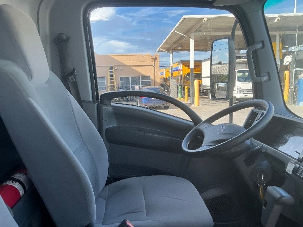 Light Duty Box Truck-Light and Medium Duty Trucks-Isuzu-2020-NPR EFI-Miami-FL-100,492\n\t\tmiles-$ 39,500 - Image 22