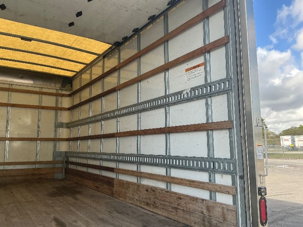 Light Duty Box Truck-Light and Medium Duty Trucks-Isuzu-2020-NPR EFI-Miami-FL-93,416\n\t\tmiles-$ 39,500 - Image 12