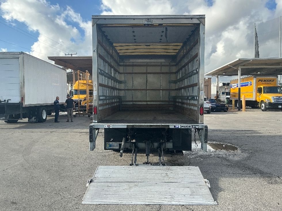 Light Duty Box Truck-Light and Medium Duty Trucks-Isuzu-2020-NPR EFI-Miami-FL-93,416\n\t\tmiles-$ 39,500 - Image 9