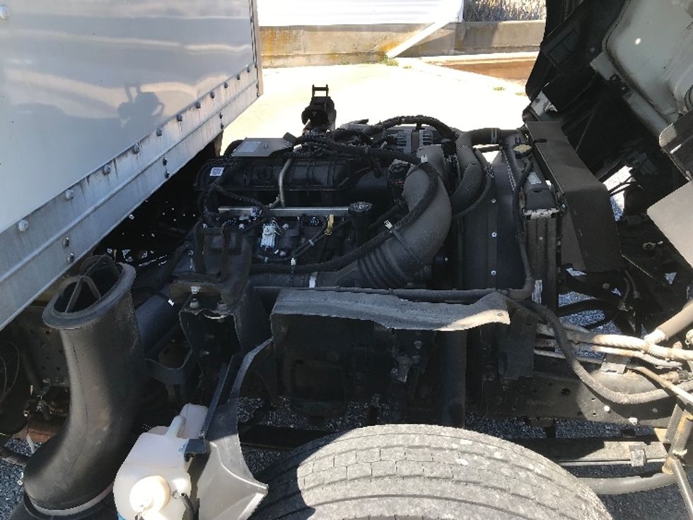 Light Duty Box Truck-Light and Medium Duty Trucks-Isuzu-2020-NPR EFI-Milford-DE-93,040\n\t\tmiles-$ 39,750 - Image 23