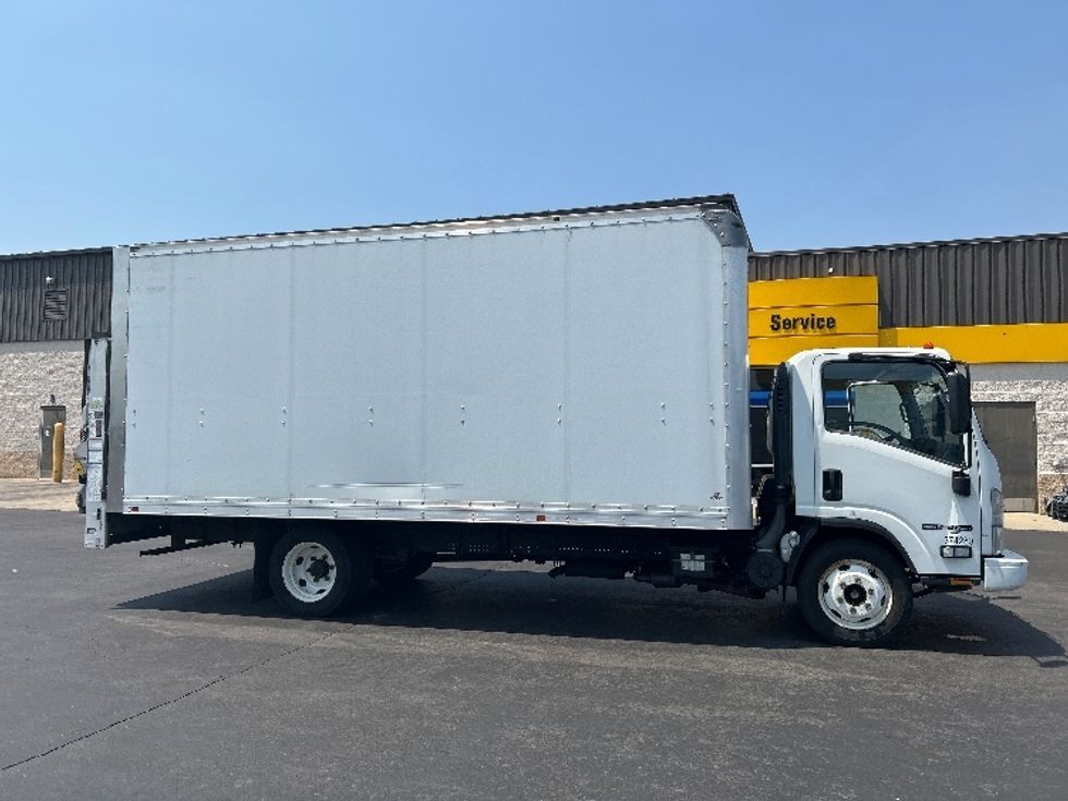 Light Duty Box Truck-Light and Medium Duty Trucks-Isuzu-2020-NPR EFI-Montgomery-NY-140,456\n\t\tmiles-$ 34,250 - Image 15