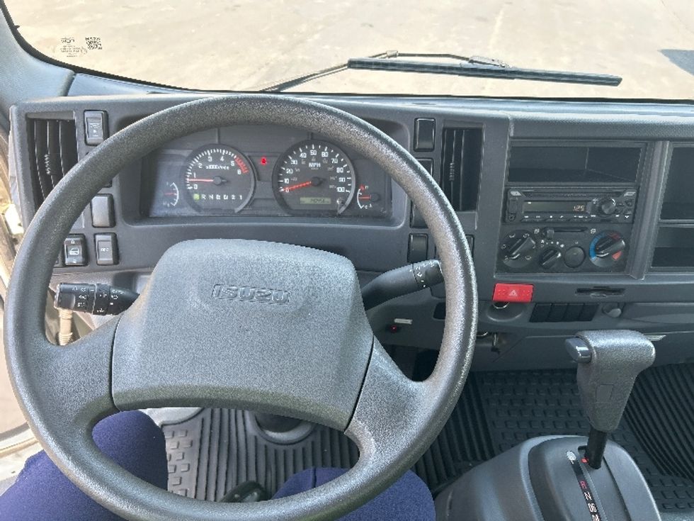 Light Duty Box Truck-Light and Medium Duty Trucks-Isuzu-2020-NPR EFI-Montgomery-NY-140,456\n\t\tmiles-$ 34,250 - Image 18
