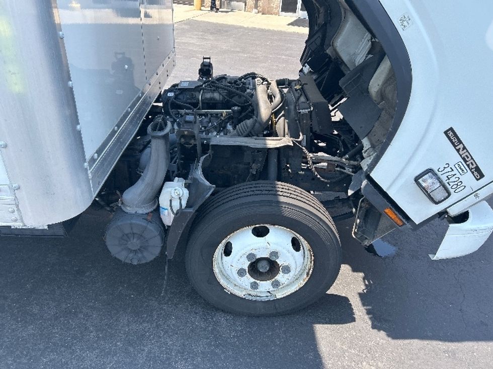 Light Duty Box Truck-Light and Medium Duty Trucks-Isuzu-2020-NPR EFI-Montgomery-NY-140,456\n\t\tmiles-$ 34,250 - Image 23