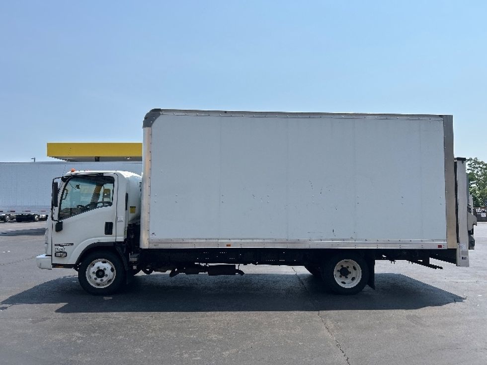Light Duty Box Truck-Light and Medium Duty Trucks-Isuzu-2020-NPR EFI-Montgomery-NY-140,456\n\t\tmiles-$ 34,250 - Image 4