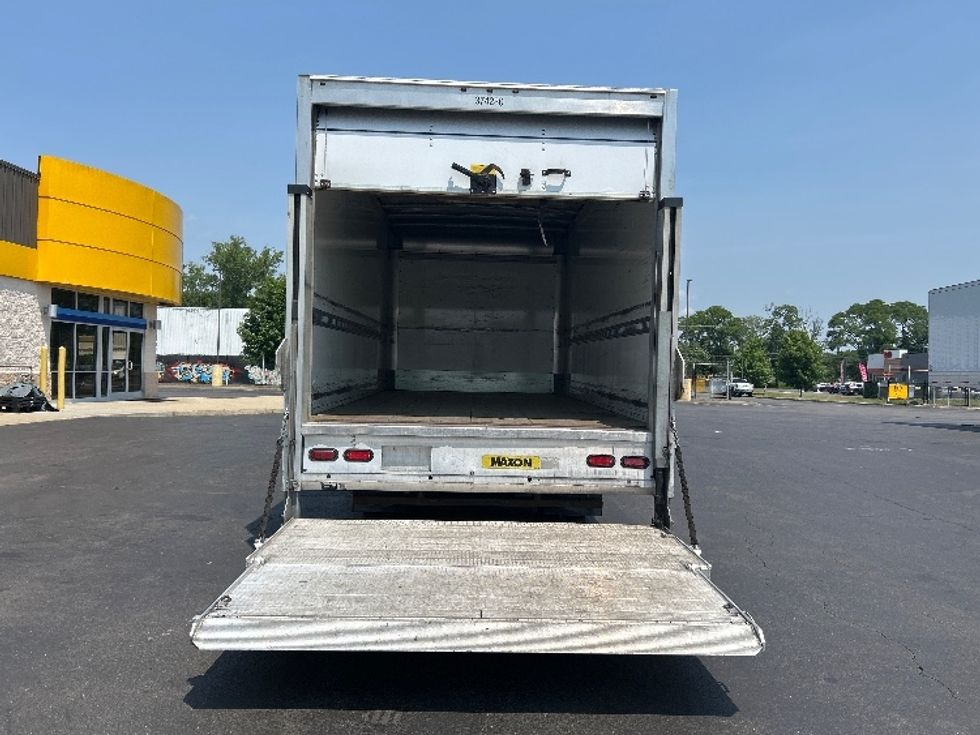 Light Duty Box Truck-Light and Medium Duty Trucks-Isuzu-2020-NPR EFI-Montgomery-NY-140,456\n\t\tmiles-$ 34,250 - Image 9